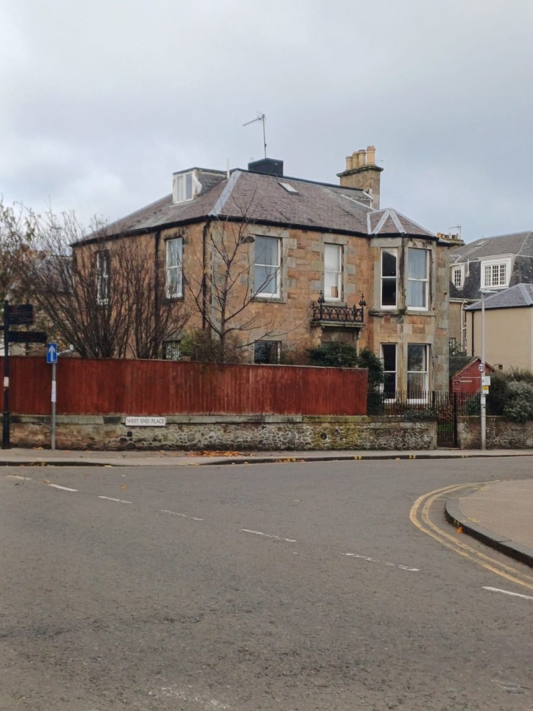 WhatsApp Image 2024-11-07 at 11.25.33 (3) WhatsApp Image 2024-11-07 at 11.25.33 (3)