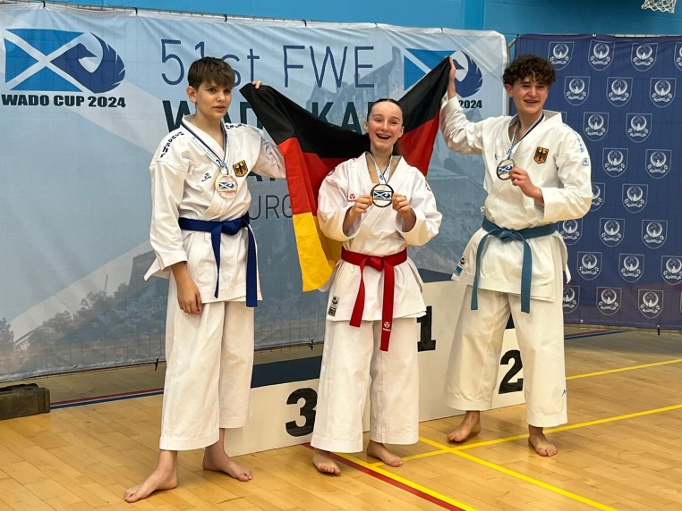 WhatsApp Image 2024-11-07 at 11.25.35 (5) WhatsApp Image 2024-11-07 at 11.25.35 (5)